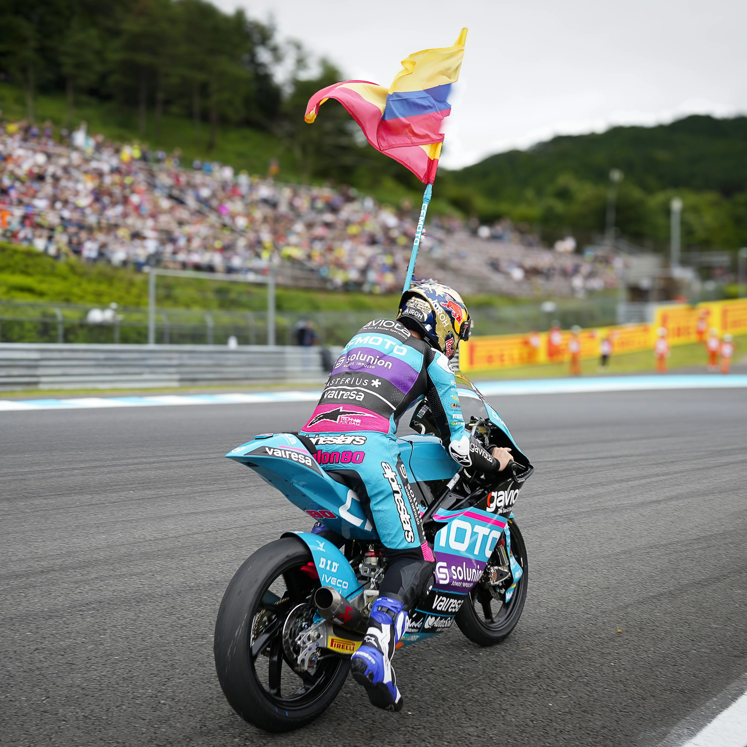 CFMOTO Aspar Team David Alonso 2024 Fairing & Photo - Limited Edition - - Image 4
