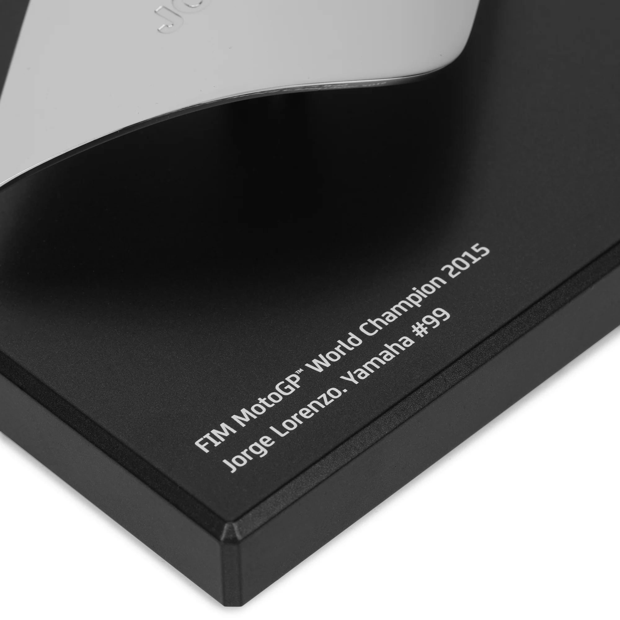 Replica FIM MotoGP World Championship Trophy Plaque – Jorge Lorenzo 2015 - Image 4